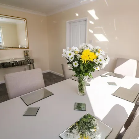 Karenza Holiday home